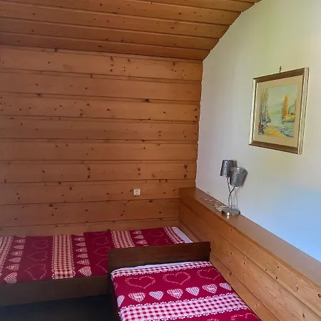 Appartement Latschen - Ferienhaus Bad Kleinkirchheim Exterior photo